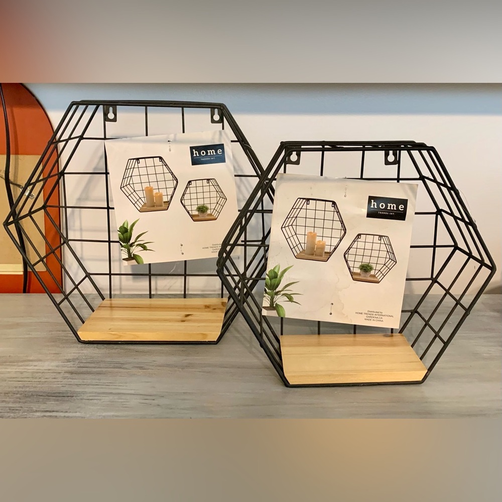 floating shelves Industrial style Black Metal Wall Shelf steampunk Geometric